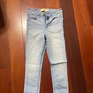 Hollister Super Skinny Jeans